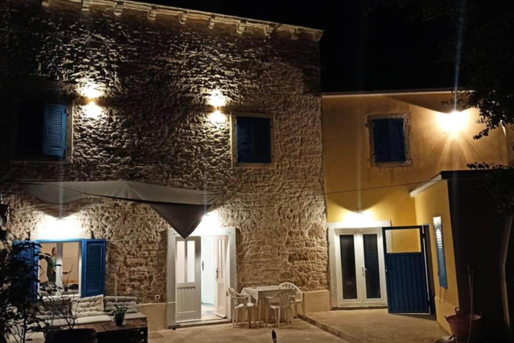 DivšićiCasa Di Pietra Matelici别墅 外观 照片